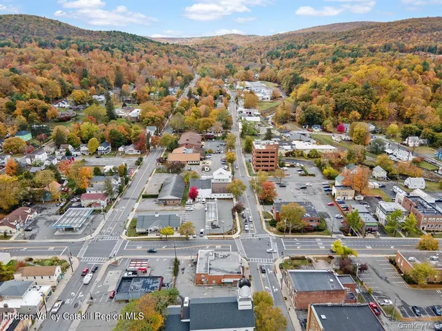 $17 | 83 Canal Street, Ellenville, NY 12428