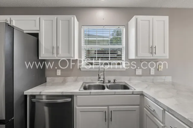 $2,250 | 1845 Brick Circle, Fort Walton Beach, FL 32547