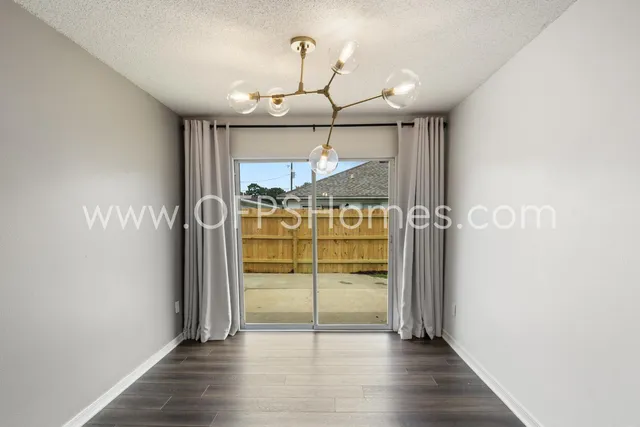 $2,250 | 1845 Brick Circle, Fort Walton Beach, FL 32547