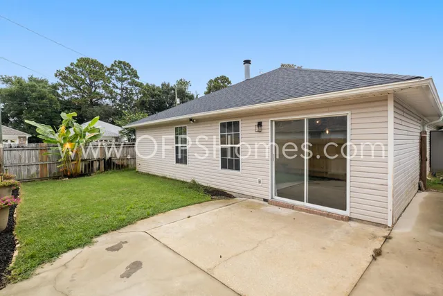 $2,250 | 1845 Brick Circle, Fort Walton Beach, FL 32547