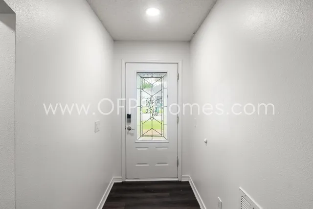 $2,250 | 1845 Brick Circle, Fort Walton Beach, FL 32547