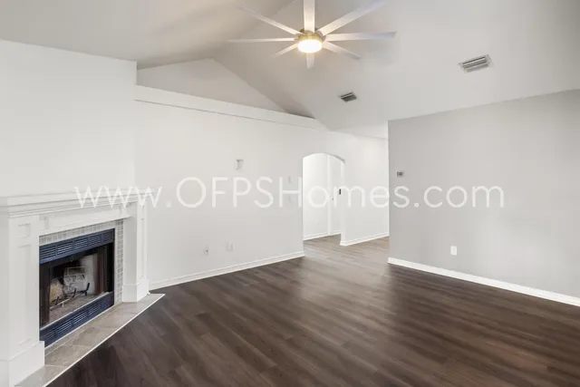 $2,250 | 1845 Brick Circle, Fort Walton Beach, FL 32547