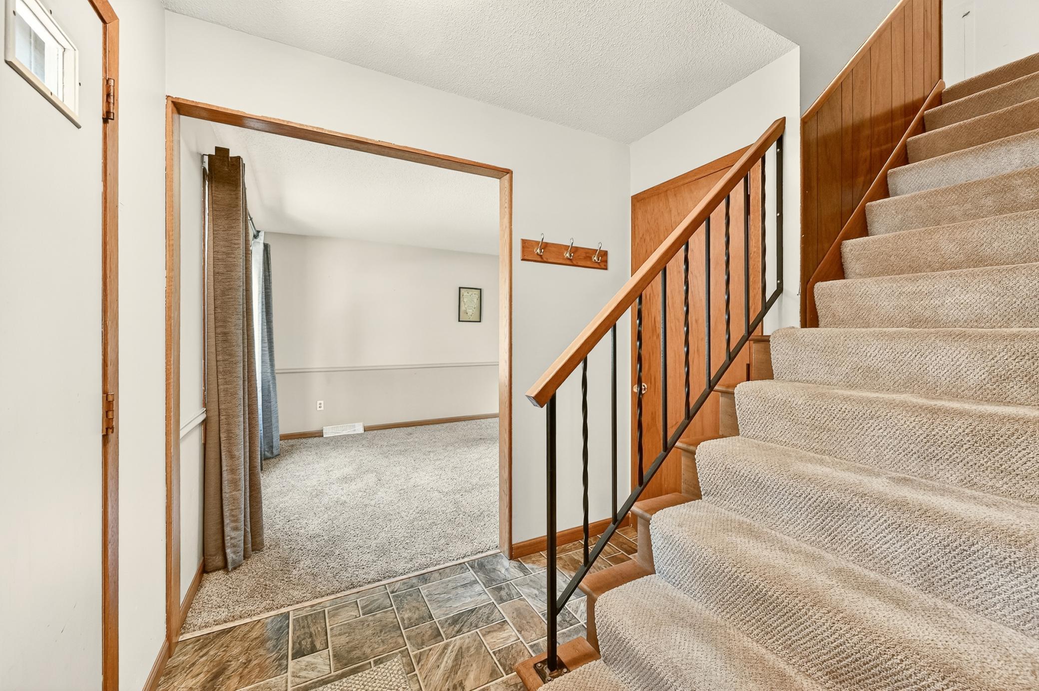914 16 1/4 Street Southeast Rochester, MN 55904 - Photo 5 of 33