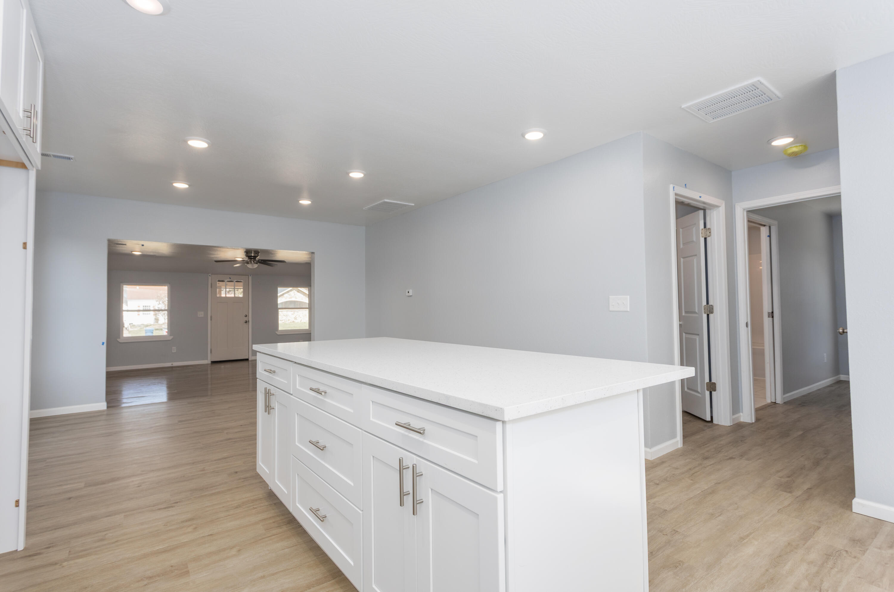 1220 East University Street Springfield, MO 65804 - Photo 8 of 22 Kitchen to Living Area