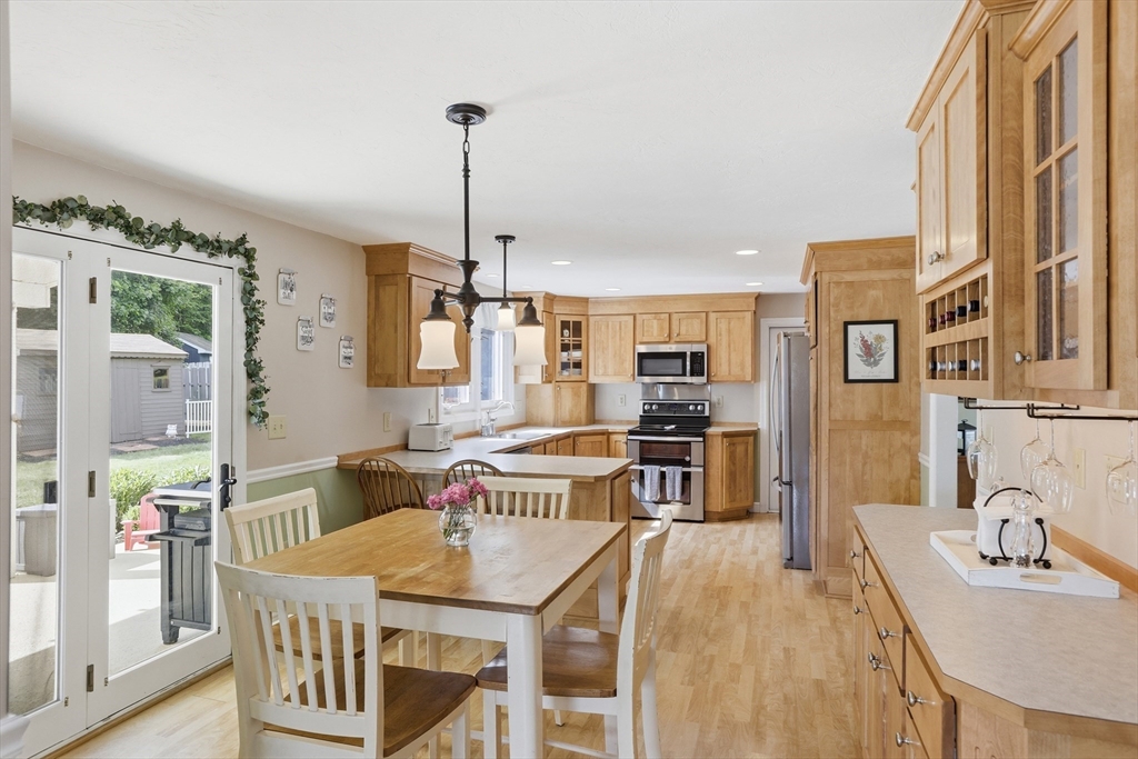2 Alan Road Hudson, MA 01749 - Photo 13 of 42