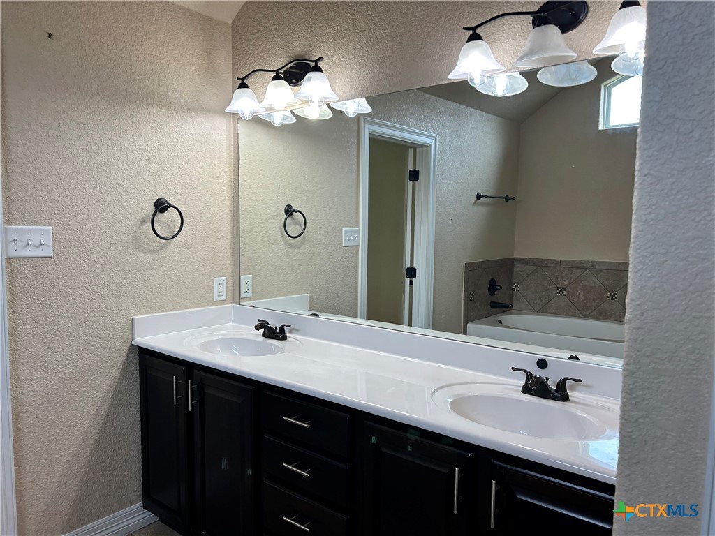 1621 Rusty Spur Drive Temple, TX 76502 - Photo 19 of 27