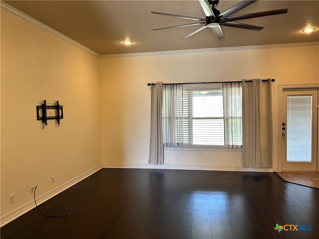 1621 Rusty Spur Drive Temple, TX 76502 - Photo 2 of 27