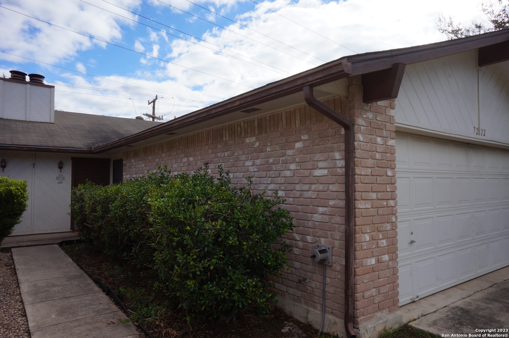 7222 Rimwood Street Live Oak, TX 78233 - Photo 3 of 17