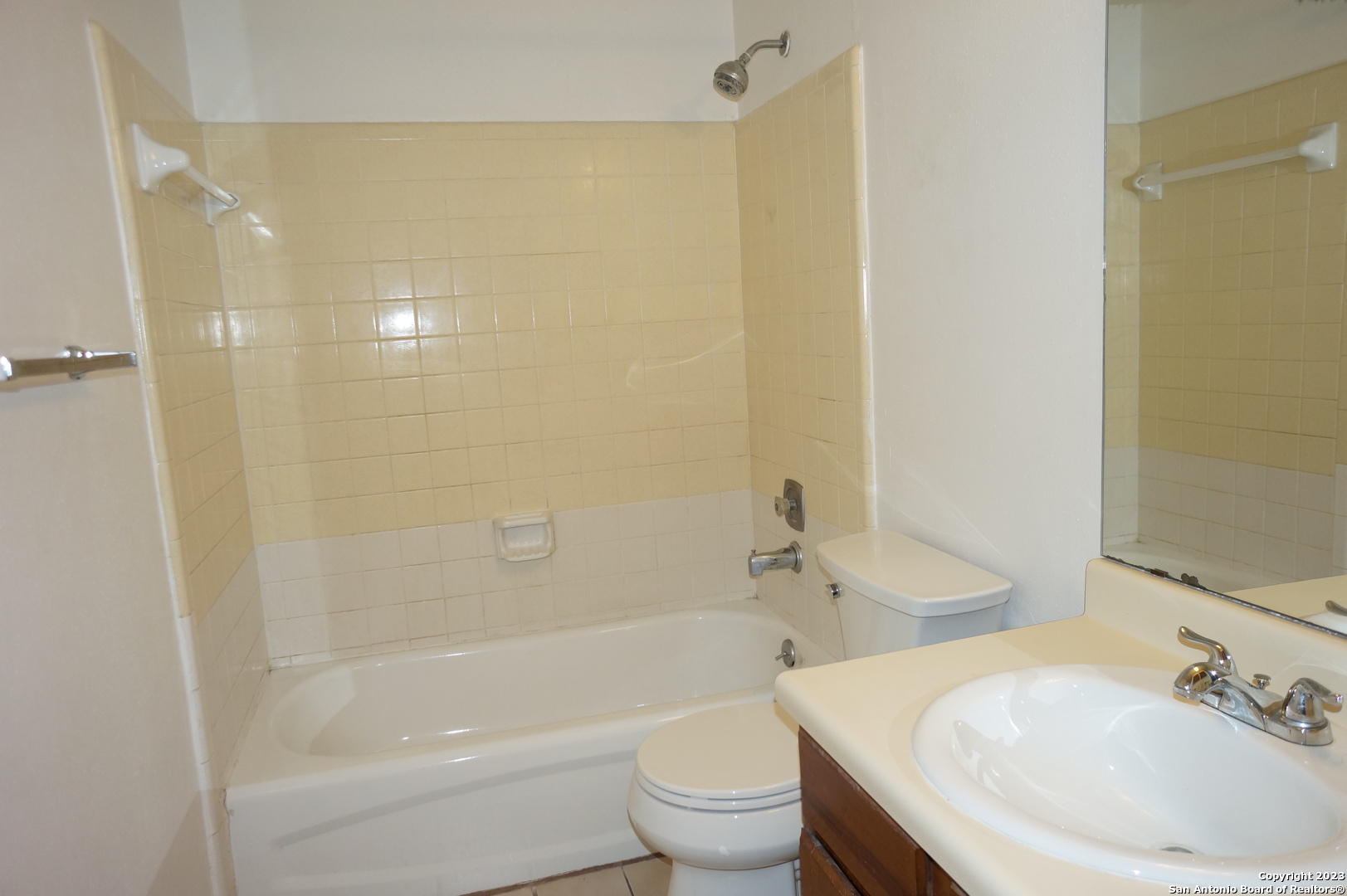 7222 Rimwood Street Live Oak, TX 78233 - Photo 8 of 17