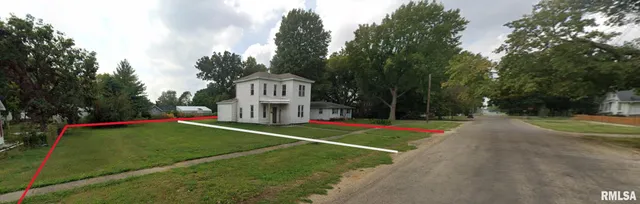 $69,900 | 150 East Tanner Street, Waverly, IL 62692