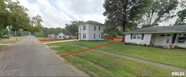 $69,900 | 150 East Tanner Street, Waverly, IL 62692