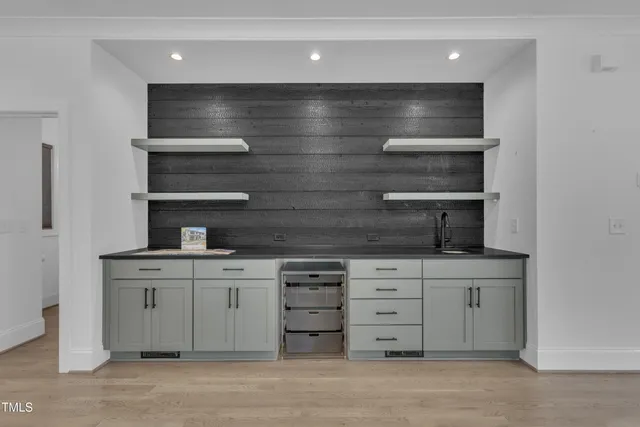 $847,300 | 420 Camden Street, Raleigh, NC 27601