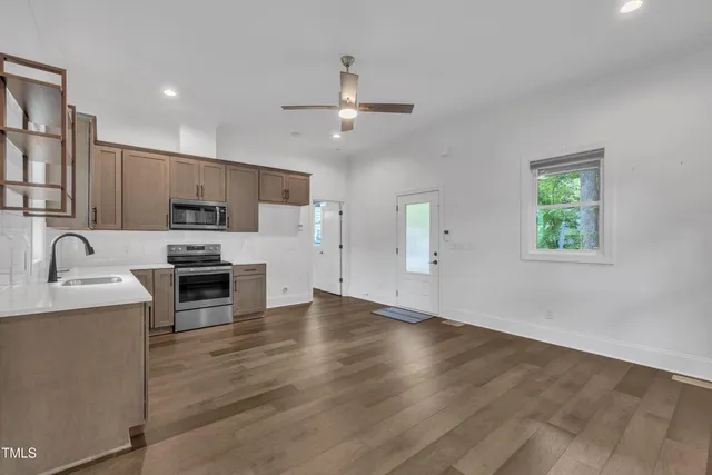 $847,300 | 420 Camden Street, Raleigh, NC 27601