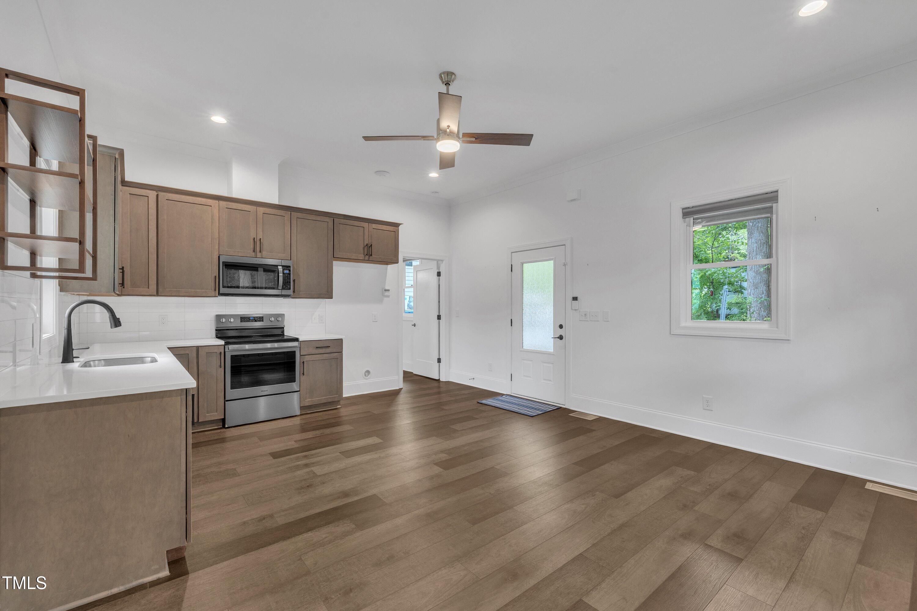 420 Camden Street Raleigh, NC 27601 - Photo 41 of 57 35-420 Camden St-35