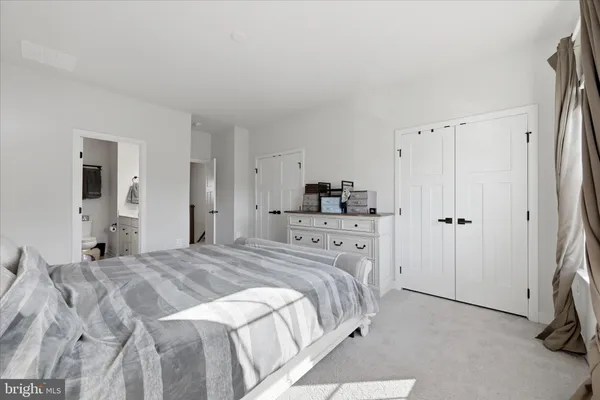 $2,600 | 2027 Track Circle, Fredericksburg, VA 22401