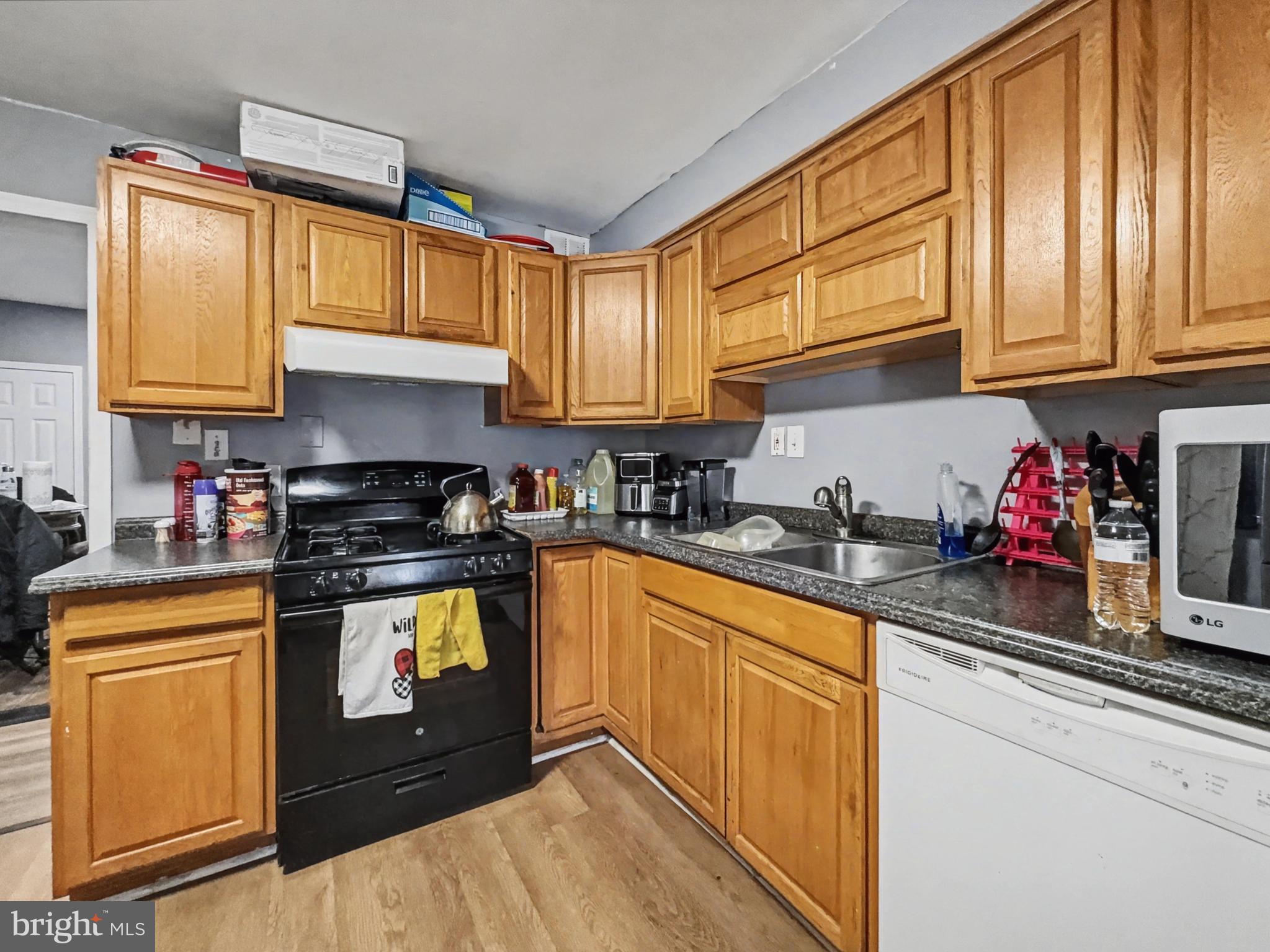 5900 Hamilton Avenue Baltimore, MD 21237 - Photo 4 of 25