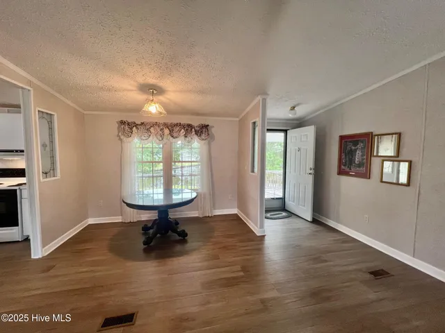 $399,000 | 36 Inlet Way, Chocowinity, NC 27817