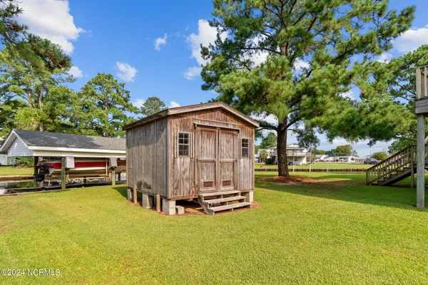 $399,000 | 36 Inlet Way, Chocowinity, NC 27817