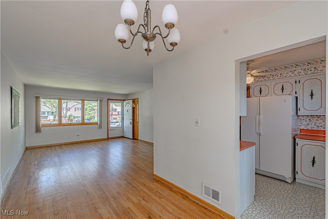 11153 Stoneham Road Cleveland, OH 44130 - Photo 9 of 18