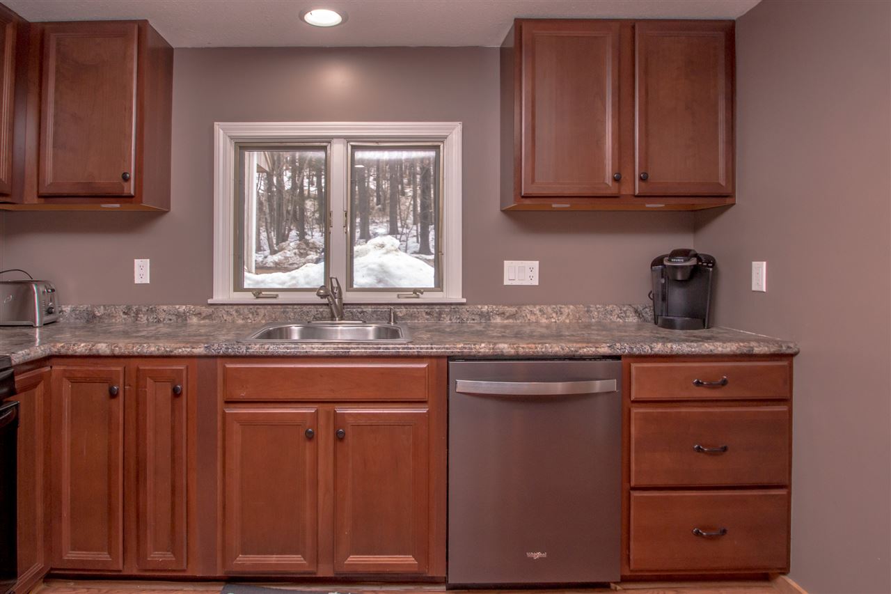 76 Vista View Road, Unit F3 Conway, NH 03860 - Photo 5 of 33 Gallery Image 5