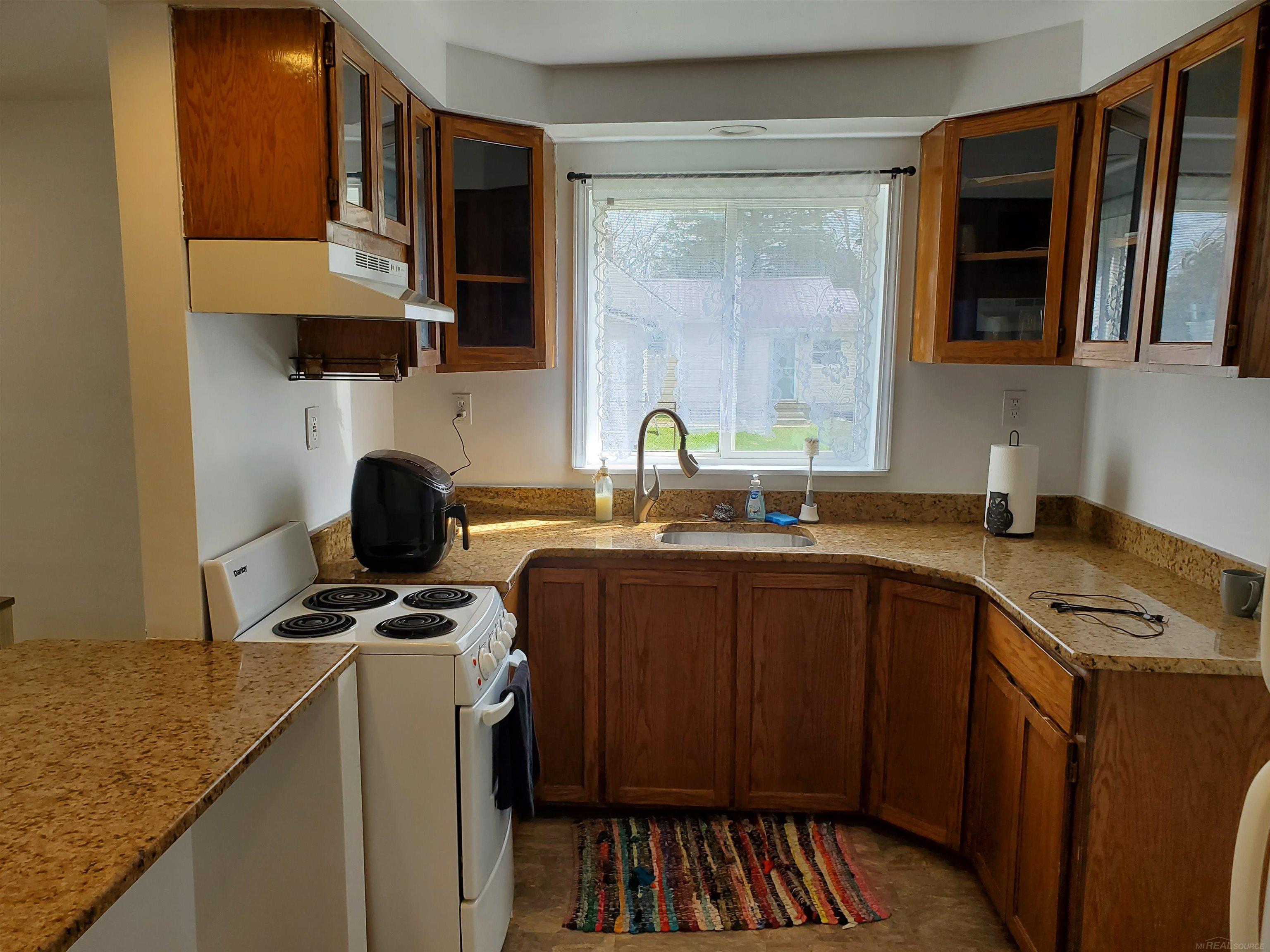 7282 Birchcrest Road Lexington, MI 48450 - Photo 9 of 15