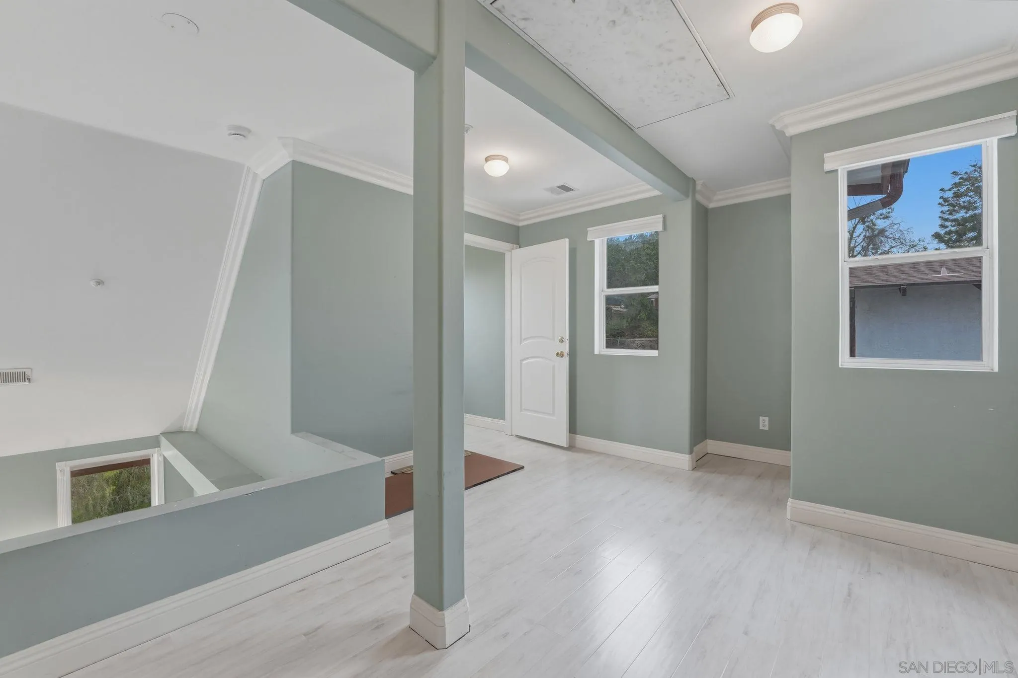 1650 Cuyamaca Avenue Spring Valley, CA 91977 - Photo 10 of 35 a view of a hallway with entryway