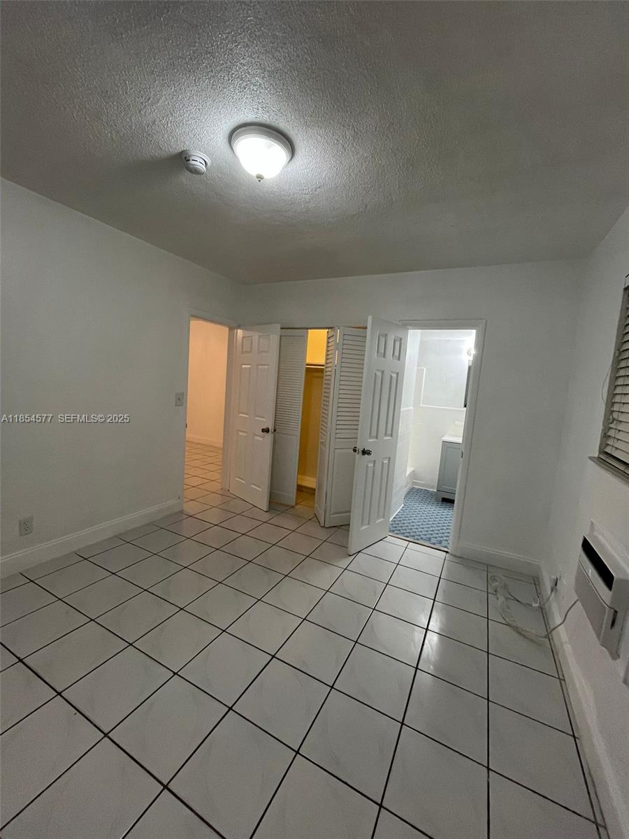 7155 Rue Notre Dame, Unit 4 Miami Beach, FL 33141 - Photo 3 of 9