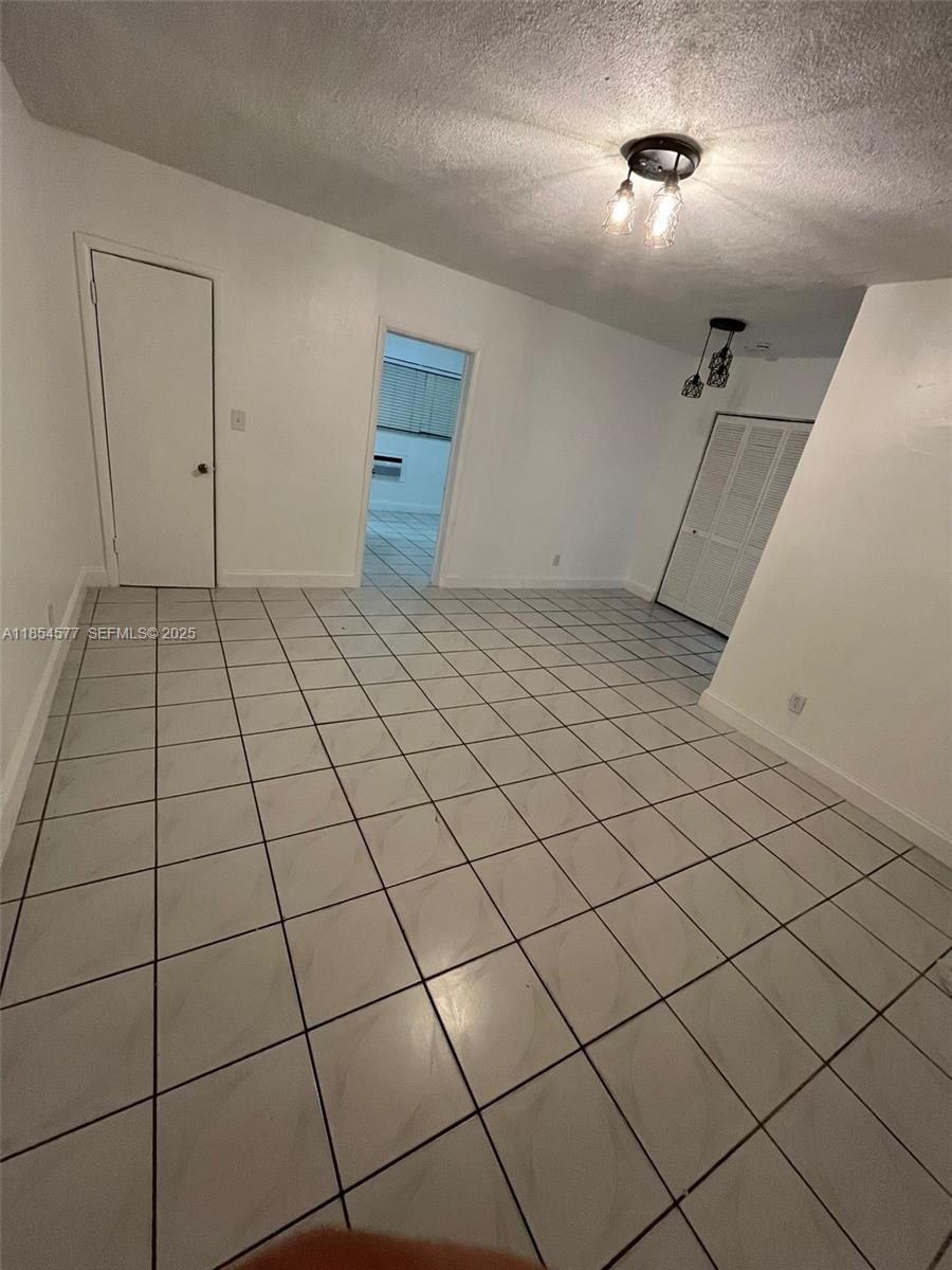 7155 Rue Notre Dame, Unit 4 Miami Beach, FL 33141 - Photo 4 of 9