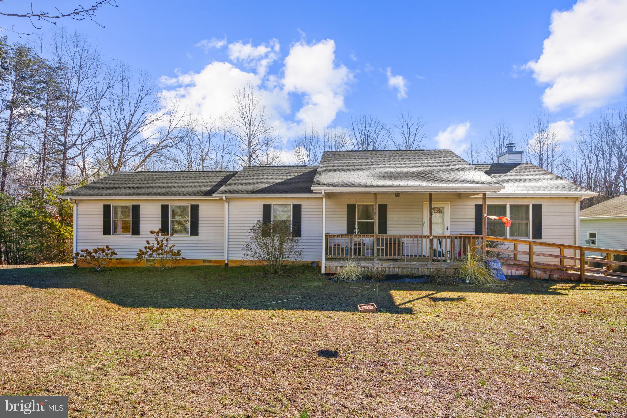 25282 Independence Road Unionville, VA 22567 - Photo 3 of 33 One Level Rambler!