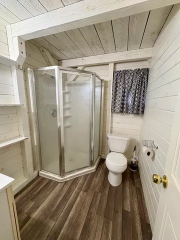 $99,000 | 1295 South Main Street, Lincoln, ME 04457