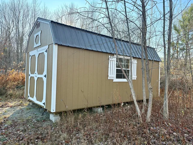 $99,000 | 1295 South Main Street, Lincoln, ME 04457