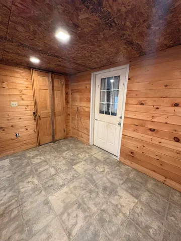 $99,000 | 1295 South Main Street, Lincoln, ME 04457