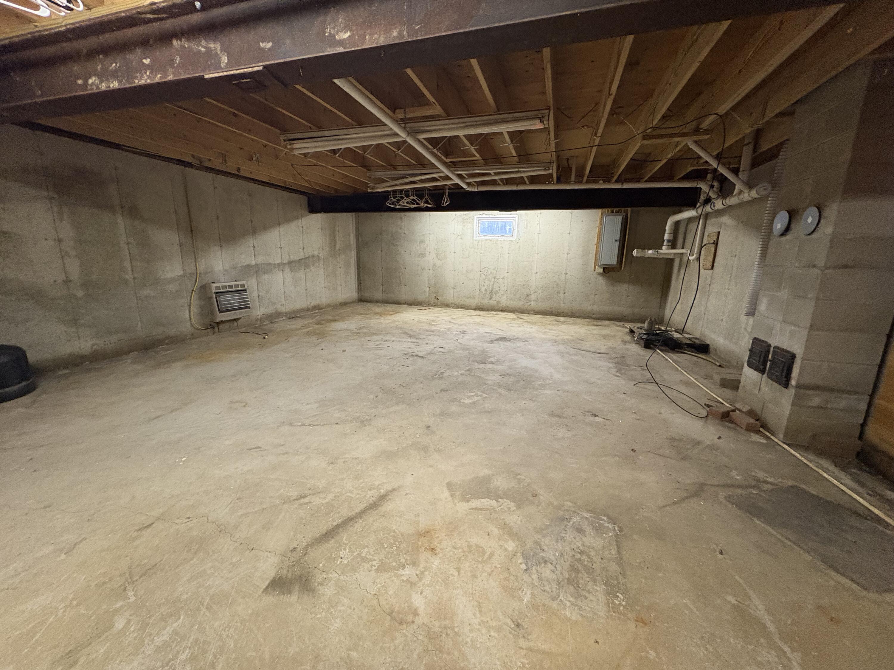 1295 South Main Street Lincoln, ME 04457 - Photo 23 of 41 IMG_8676