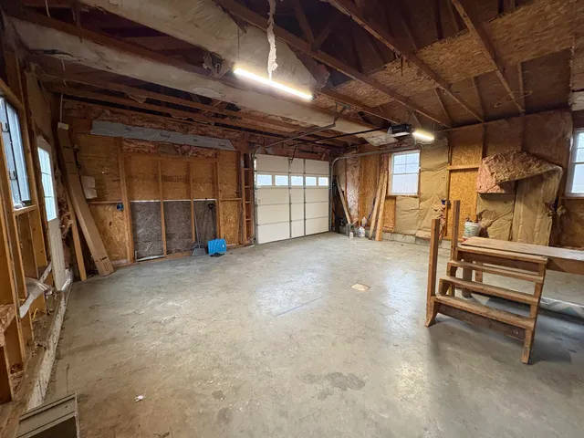 $99,000 | 1295 South Main Street, Lincoln, ME 04457