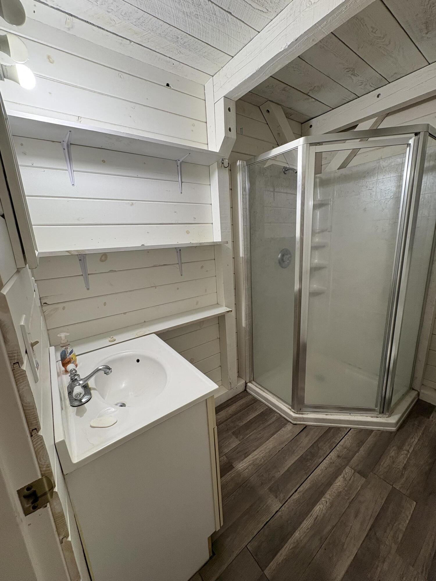 1295 South Main Street Lincoln, ME 04457 - Photo 10 of 41 IMG_8688