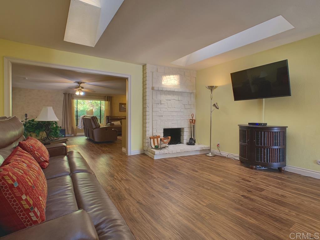 8466 Sunview Drive El Cajon, CA 92021 - Photo 4 of 23