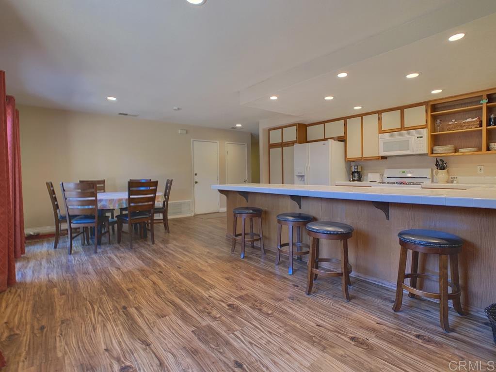 8466 Sunview Drive El Cajon, CA 92021 - Photo 9 of 23