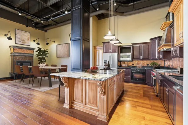 $1,100,000 | 809 West Main Avenue, Unit 304, Spokane, WA 99201