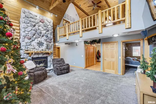 $639,900 | 20664 North Brady Street, Davenport, IA 52806