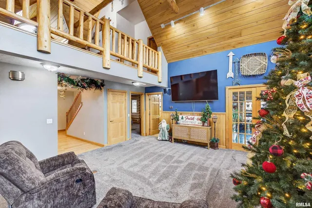 $639,900 | 20664 North Brady Street, Davenport, IA 52806