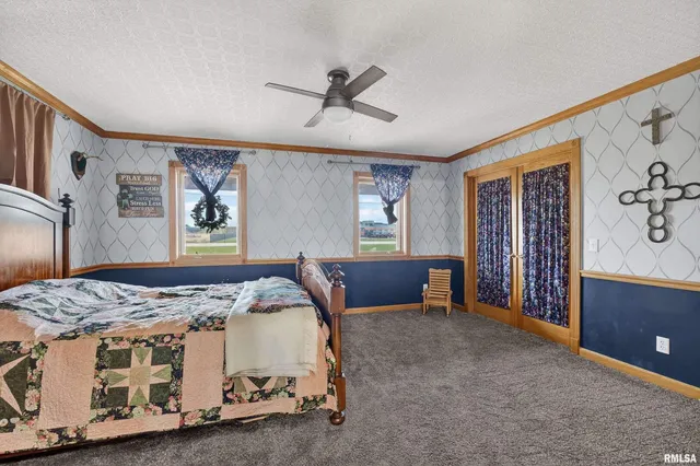 $639,900 | 20664 North Brady Street, Davenport, IA 52806