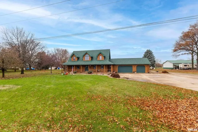 $639,900 | 20664 North Brady Street, Davenport, IA 52806