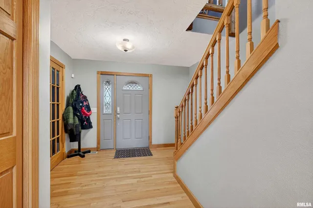 $639,900 | 20664 North Brady Street, Davenport, IA 52806