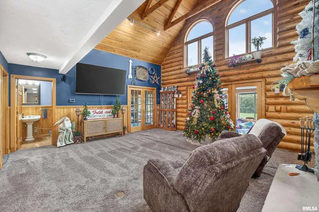 $639,900 | 20664 North Brady Street, Davenport, IA 52806