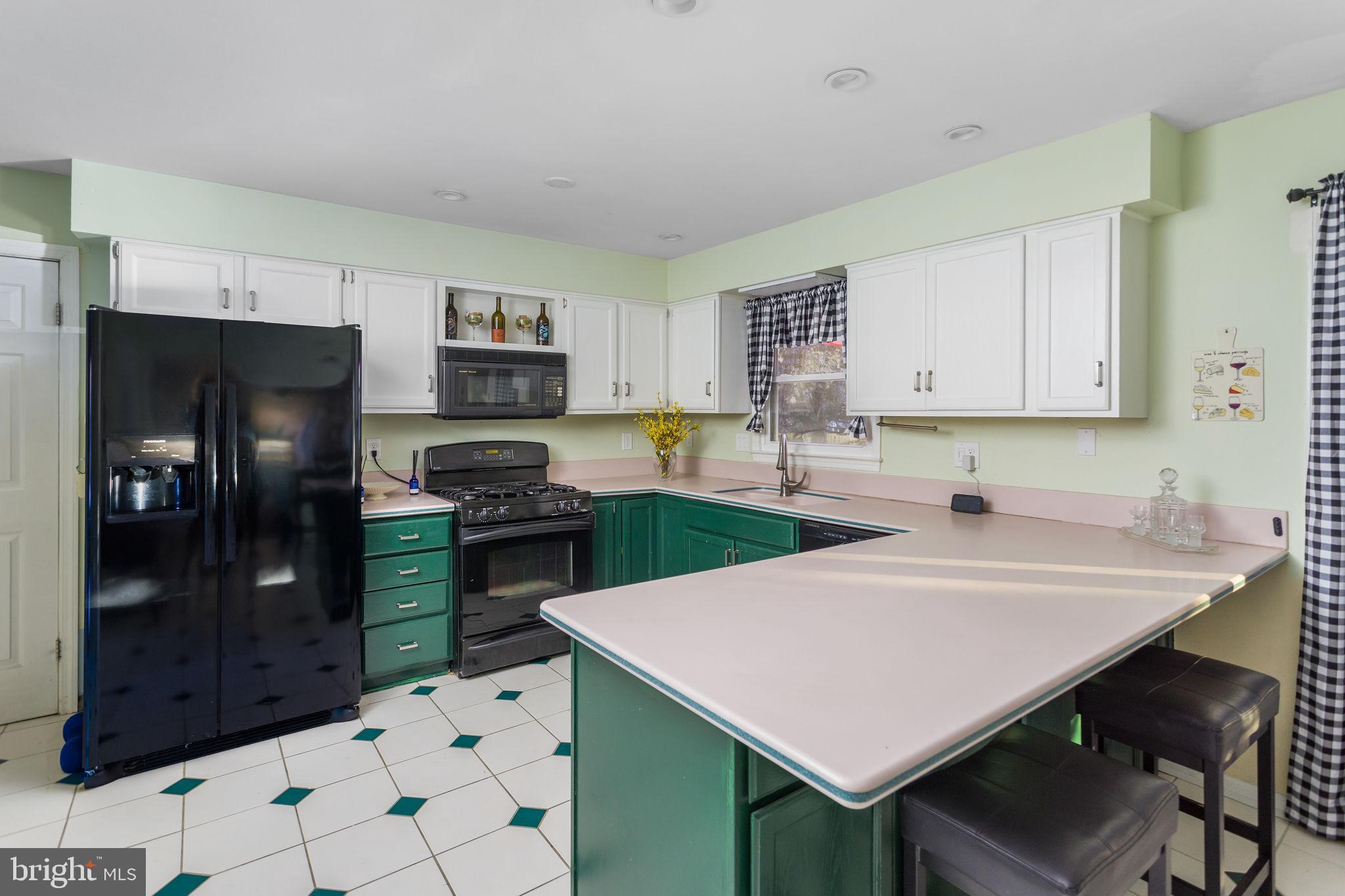 2 Chambers Court Robbinsville, NJ 08691 - Photo 15 of 56