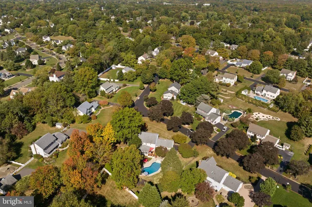 $899,900 | 2 Chambers Court, Robbinsville, NJ 08691