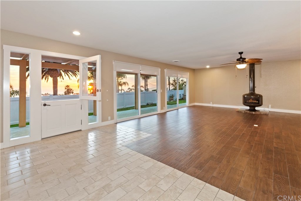 124 Avenida Trieste San Clemente, CA 92672 - Photo 5 of 15