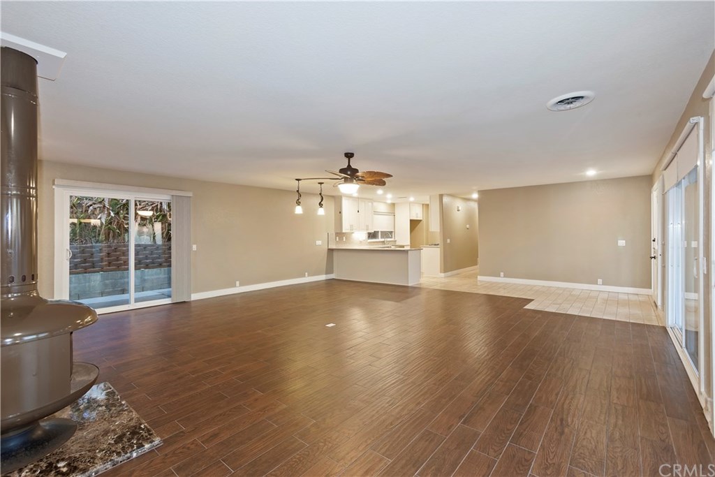 124 Avenida Trieste San Clemente, CA 92672 - Photo 8 of 15