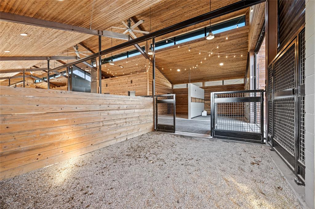 520 High Rdg Drive McKinney, TX 75071 - Photo 16 of 39 a view of a backyard of a house