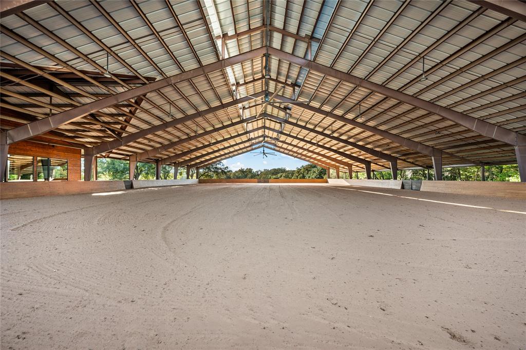 520 High Rdg Drive McKinney, TX 75071 - Photo 23 of 39 a view of an empty room